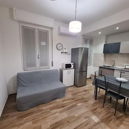 Apartment Garibaldi Pavia Exterior photo